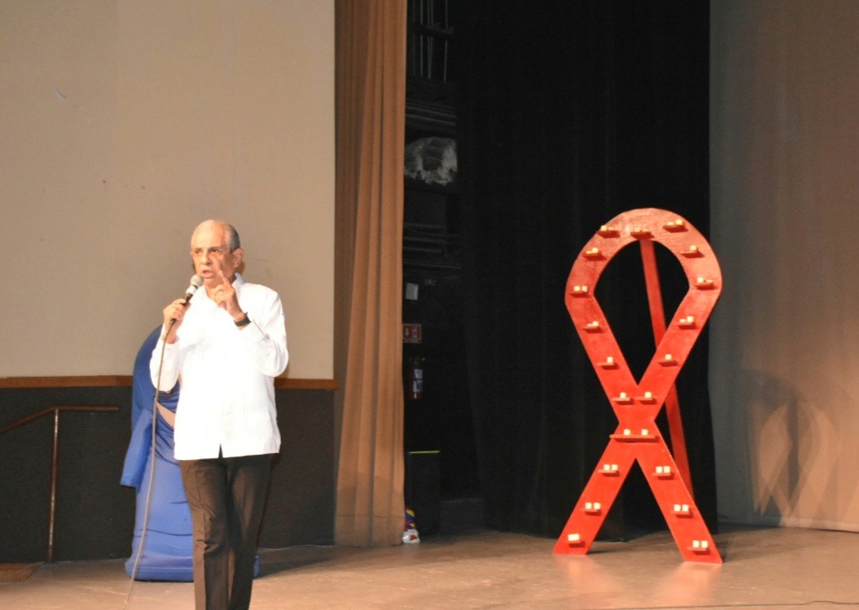 Foro De Concietizacion SobreEl Vih CON El Subsecretario De Salud Dr.Covarrubias