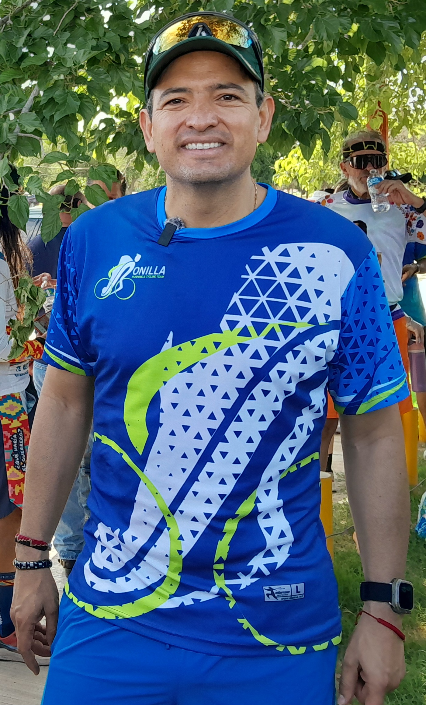 Nos Visito El Alcalde De Chihuahua Marco bonilla cd.juarez Realizando Deportes En Las Inmediaciones Del Parque Chamizal Nos Platica La Ausencia De Cuéllar Que Tiene Un Caos Y Desastre.