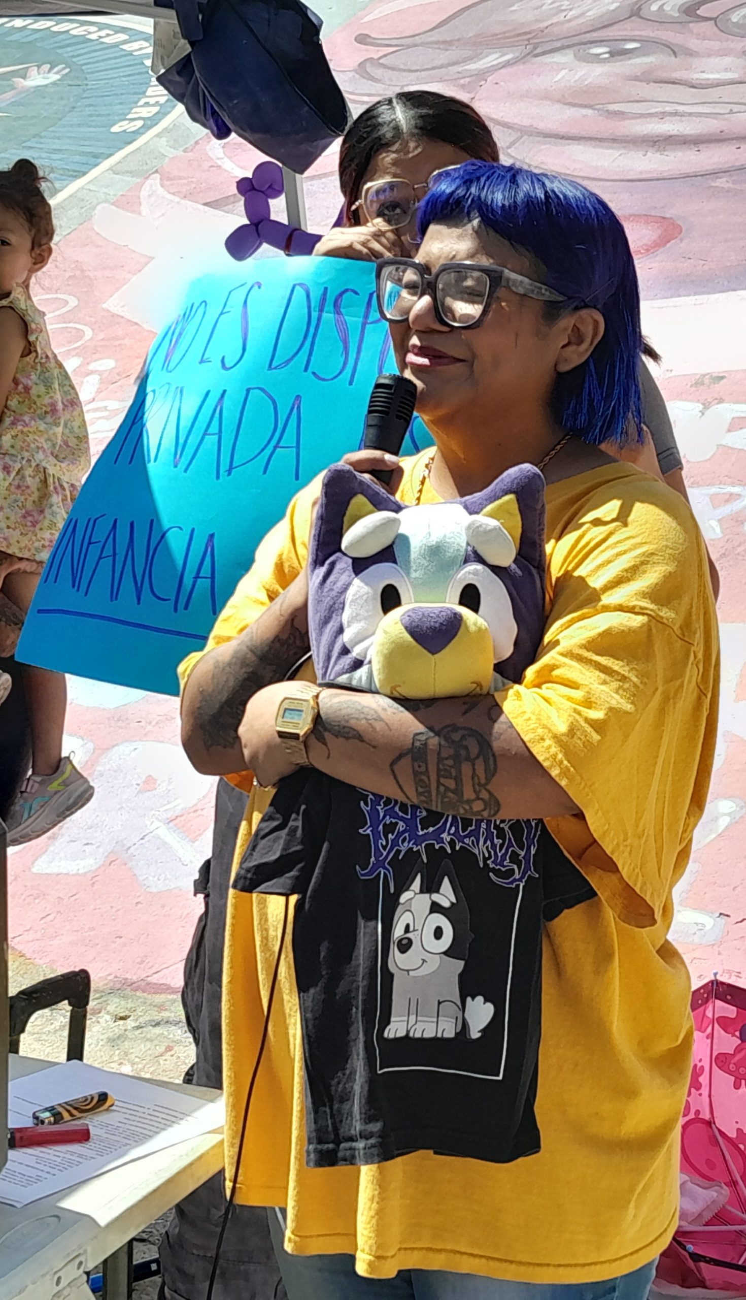 Una Madre Convoco Alos Medios Porque No Ha Visto A Su Hijo Porque El Padre La Tiene Bloquiada Pide Apoyo Para Estar Con El.