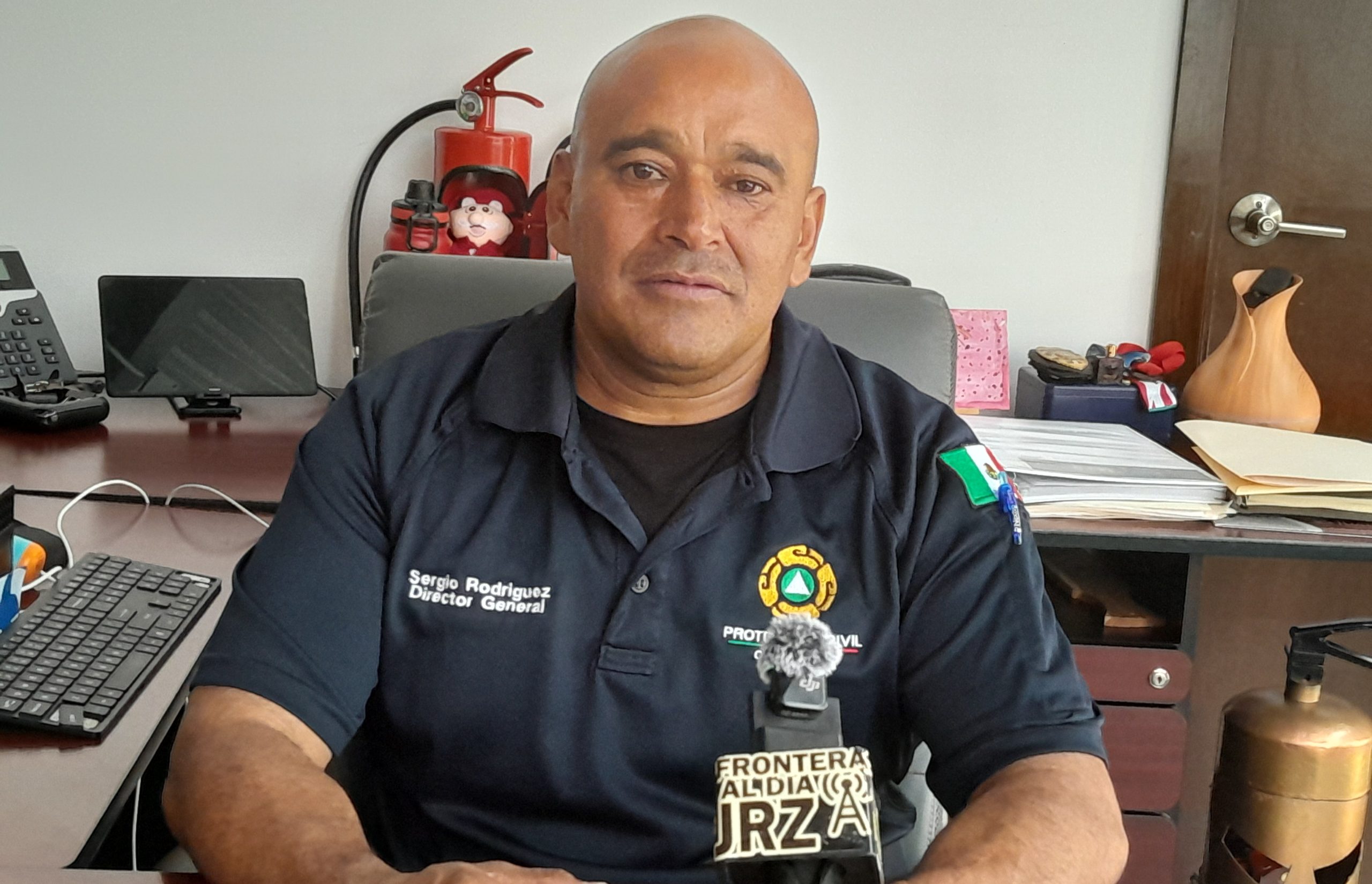 Entrevista Con El Director general de Protección civil municipal sergio Rodriguez Nos Comenta Que Fue Material Combustible y fueron en total De 250 a 350 mil neumáticos que inició de las 03:00am dela madrugada y que inició alas 00:00am y comento que no hubo ayuda de la jmas