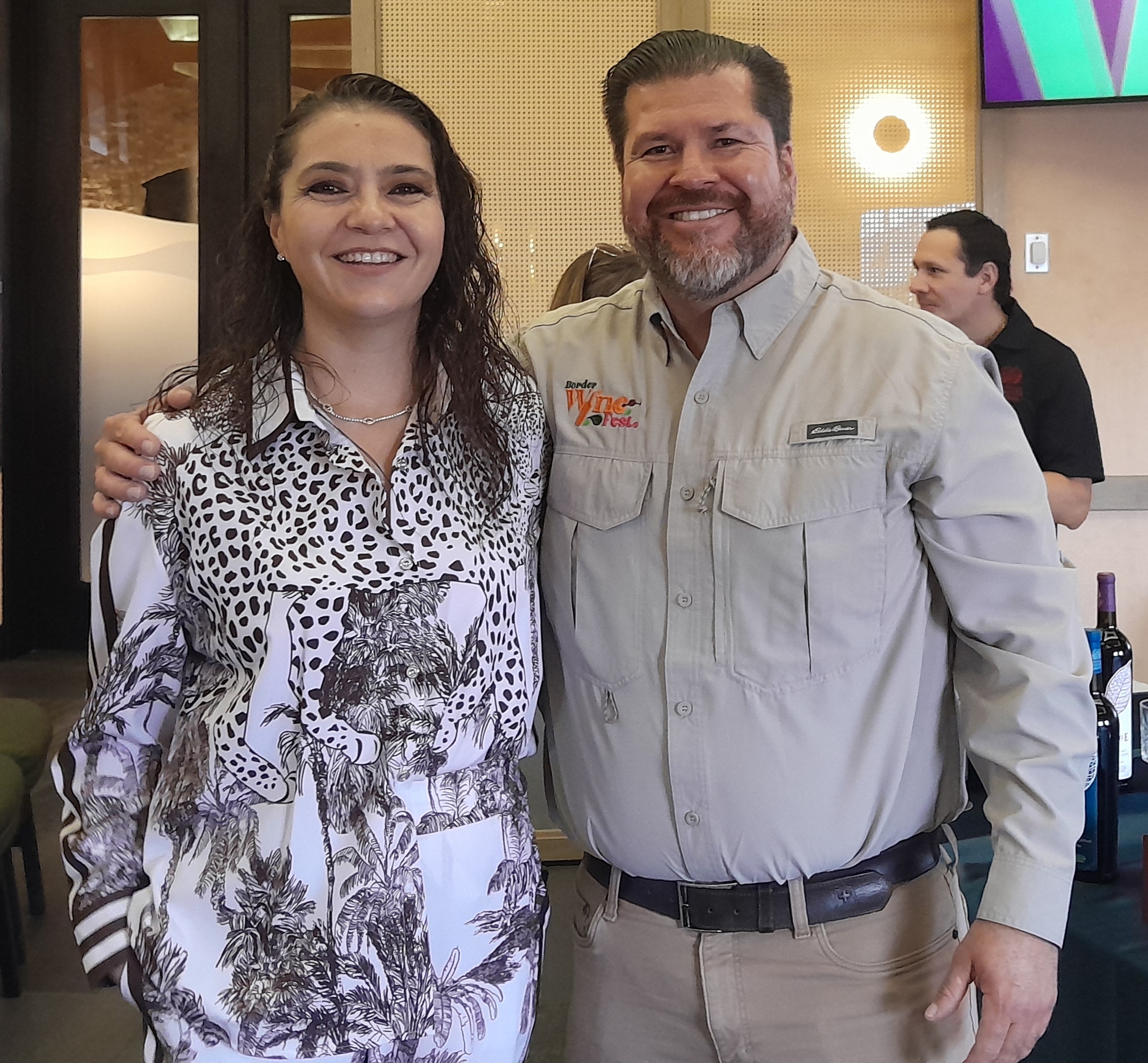 *Invitan al Público En General Al Evento En Octubre Al Border Wine Fest 2026 Festival Del Vino Mas Grande En Octubre En La Plaza De La Mexicanidad La x Así Lo dijo El Presidente De Border Wine 2026 Abel Gallegos e Invitados De Tania Maldonado De Economía Del Municipio