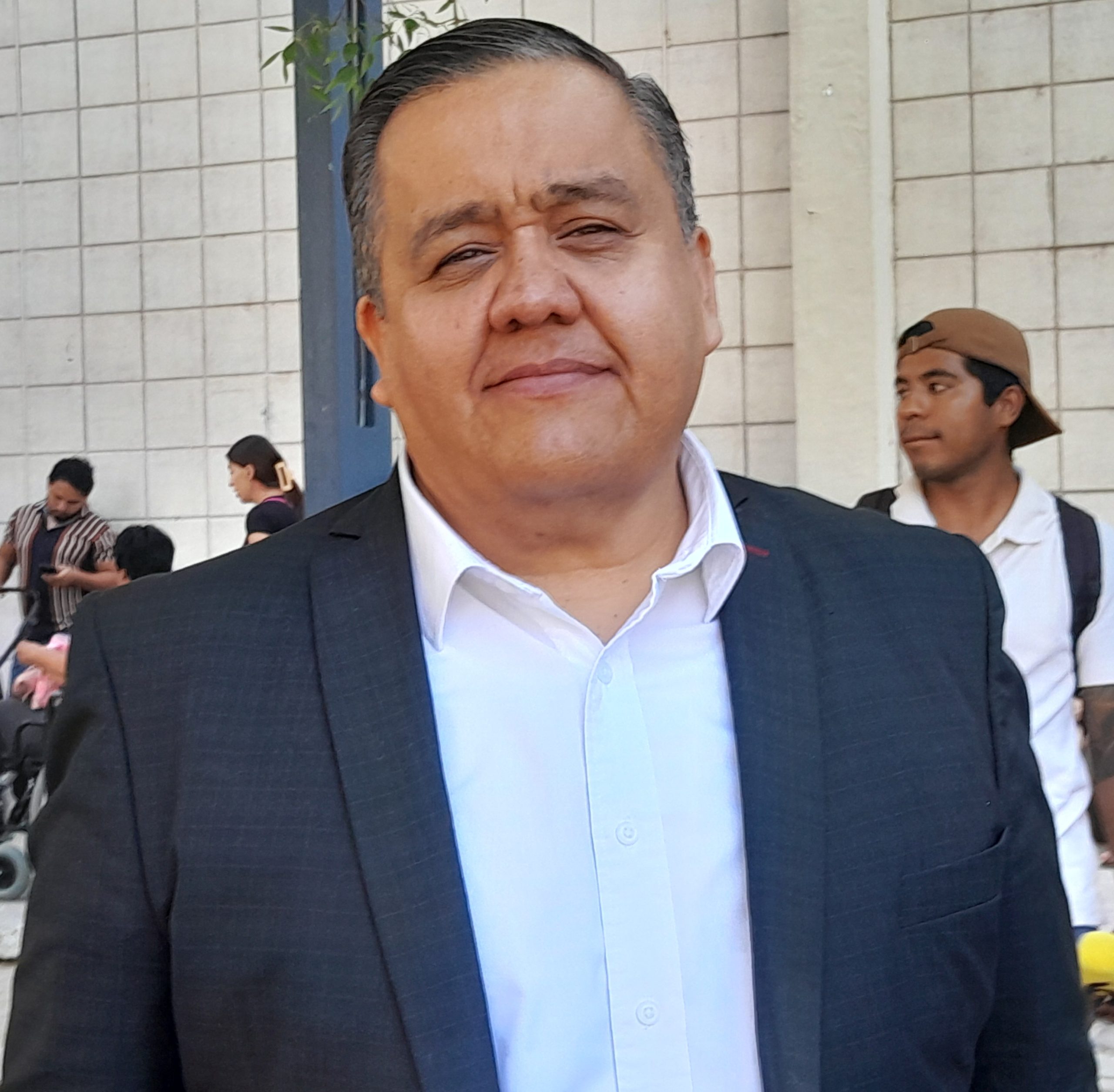 *En Entrevista Con El Representante de gobierno del estado Carlos ortiz comento sobre las obras que siguen.