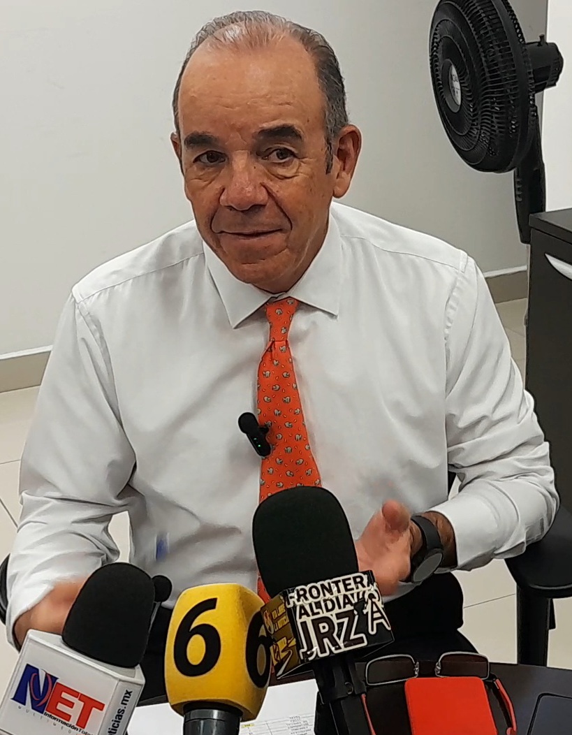 * En Entrevista Con El Subsecretario De Educación y Deportes Zona Norte Roberto anaya comento que Siguen el monitoreo y apoyo en las escuelas afectadas por las lluvias y acercándose otros sistemas frontales para esta semana y fin de semana y si volviera a pasar lo mismo serán a través via virtual